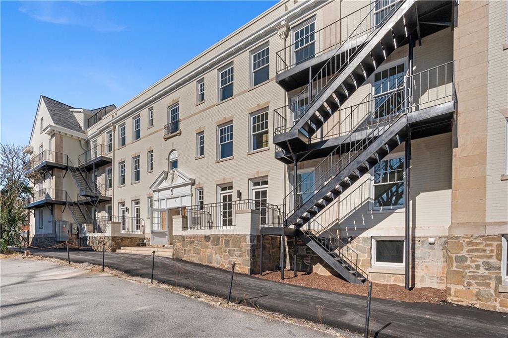 2909 Peachtree Street Northeast, Unit 206 Atlanta, GA 30305 - Photo 13 of 15