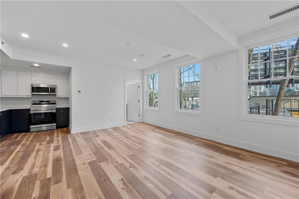 2909 Peachtree Street Northeast, Unit 206 Atlanta, GA 30305 - Photo 2 of 15