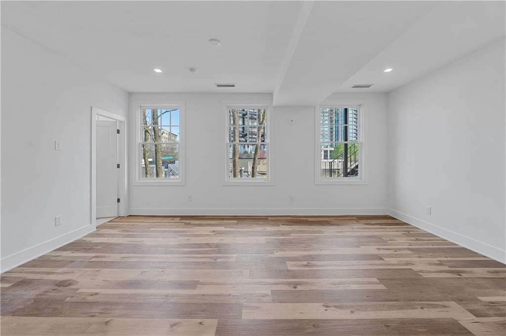 2909 Peachtree Street Northeast, Unit 206 Atlanta, GA 30305 - Photo 4 of 15