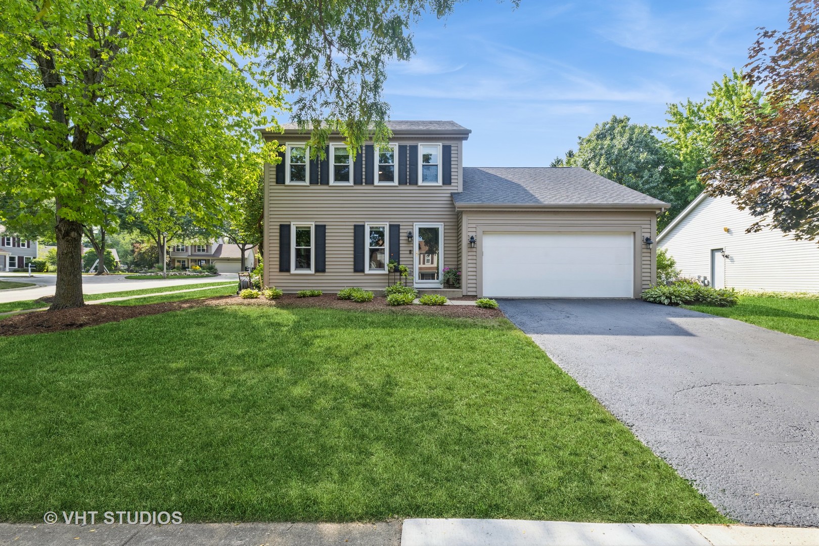 317 Old Hunt Road Fox River Grove, IL 60021 - Photo 1 of 22 front view of a house with a yard