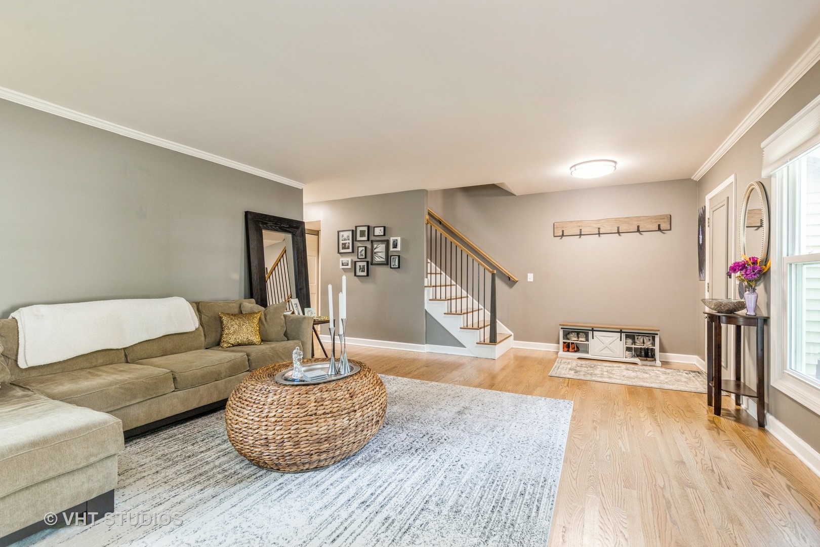 317 Old Hunt Road Fox River Grove, IL 60021 - Photo 8 of 22 a living room with furniture and a wooden floor