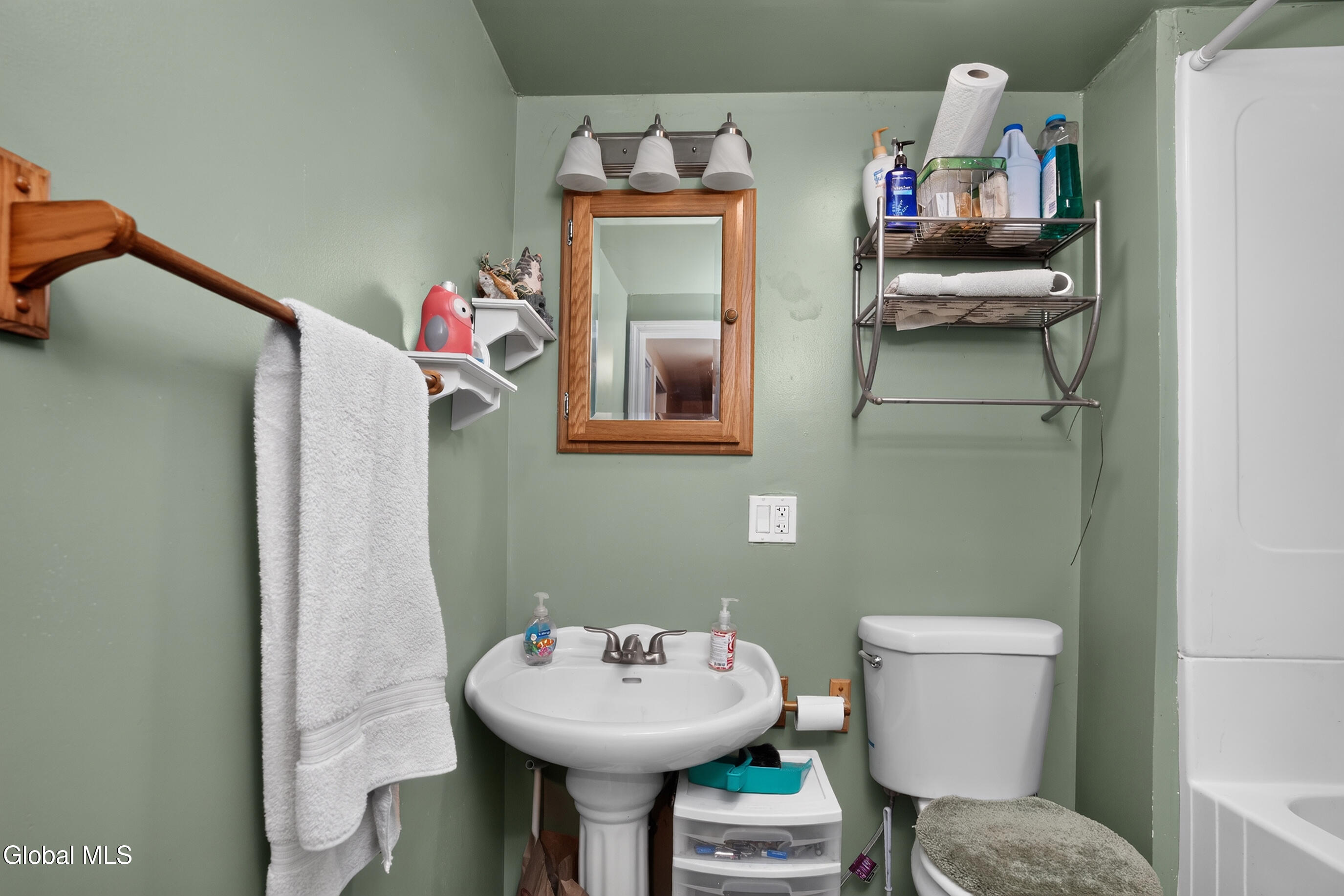 67 Higgins Road North Greenbush, NY 12198 - Photo 28 of 65 045-67-Higgins-Road-West-Sand-Lake-NY-12