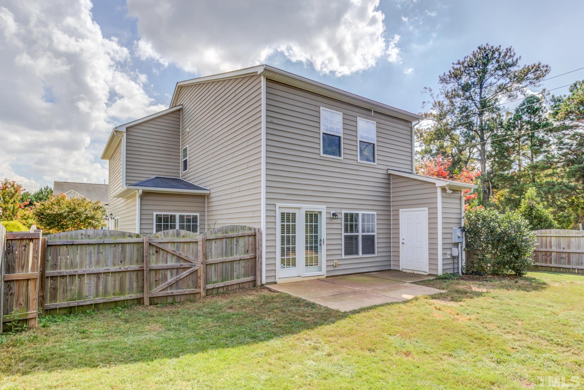 740 Hunters Ridge Drive Fuquay-Varina, NC 27526 - Photo 27 of 30 Gallery Image 27