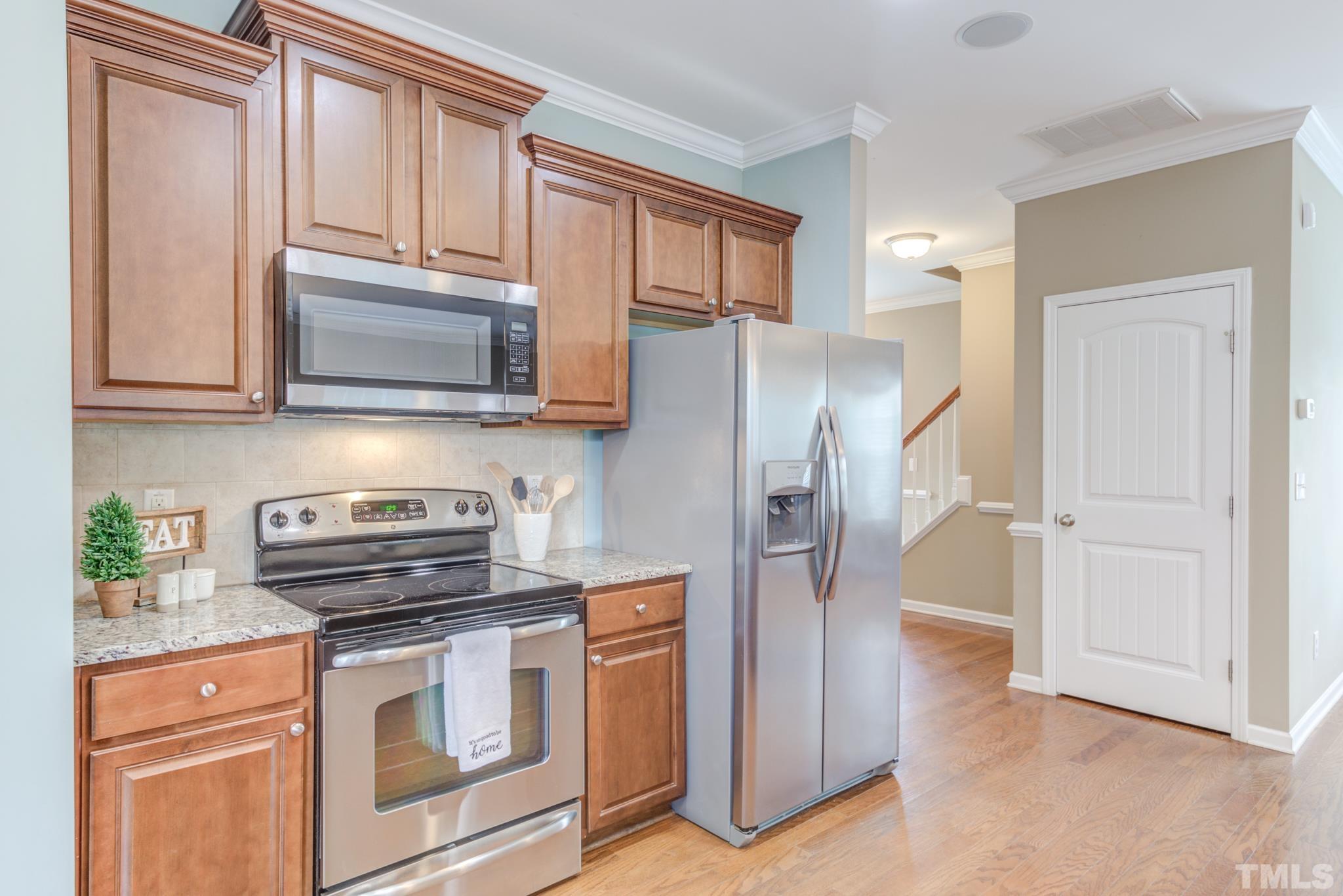 740 Hunters Ridge Drive Fuquay-Varina, NC 27526 - Photo 10 of 30 Gallery Image 10