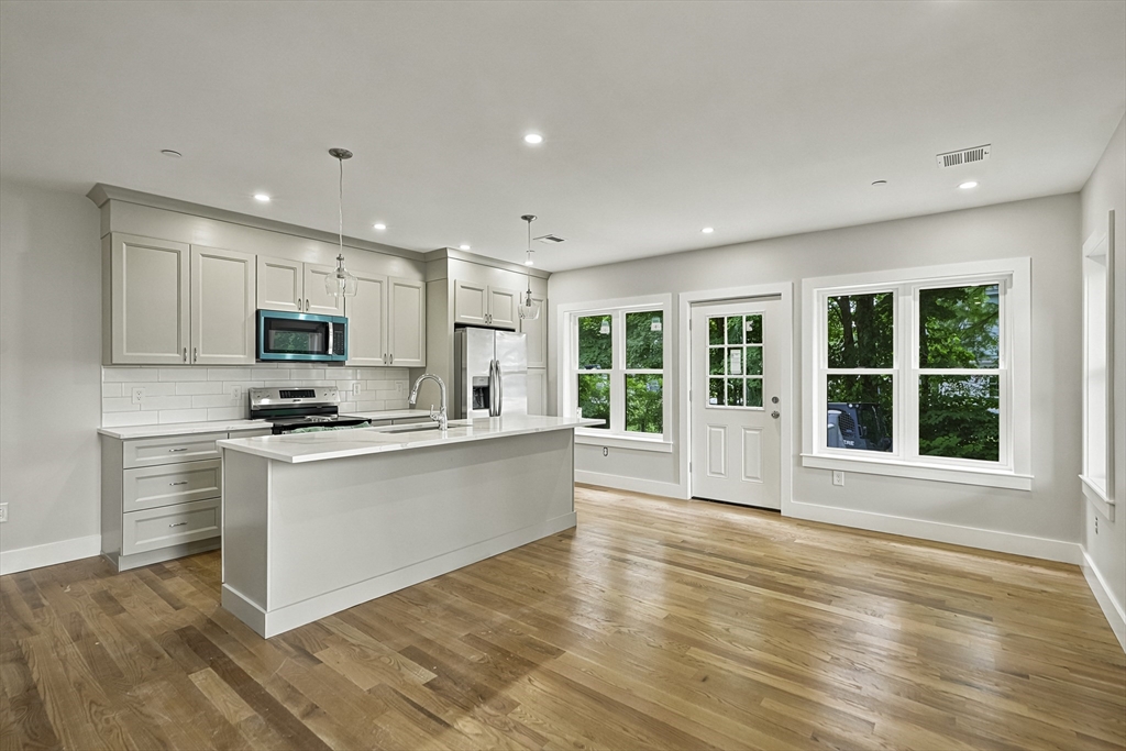 4 Mayhew Street, Unit ASIDE Framingham, MA 01702 - Photo 4 of 16