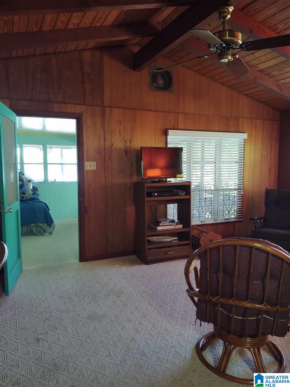 136 Minor Loop Adger, AL 35006 - Photo 7 of 33