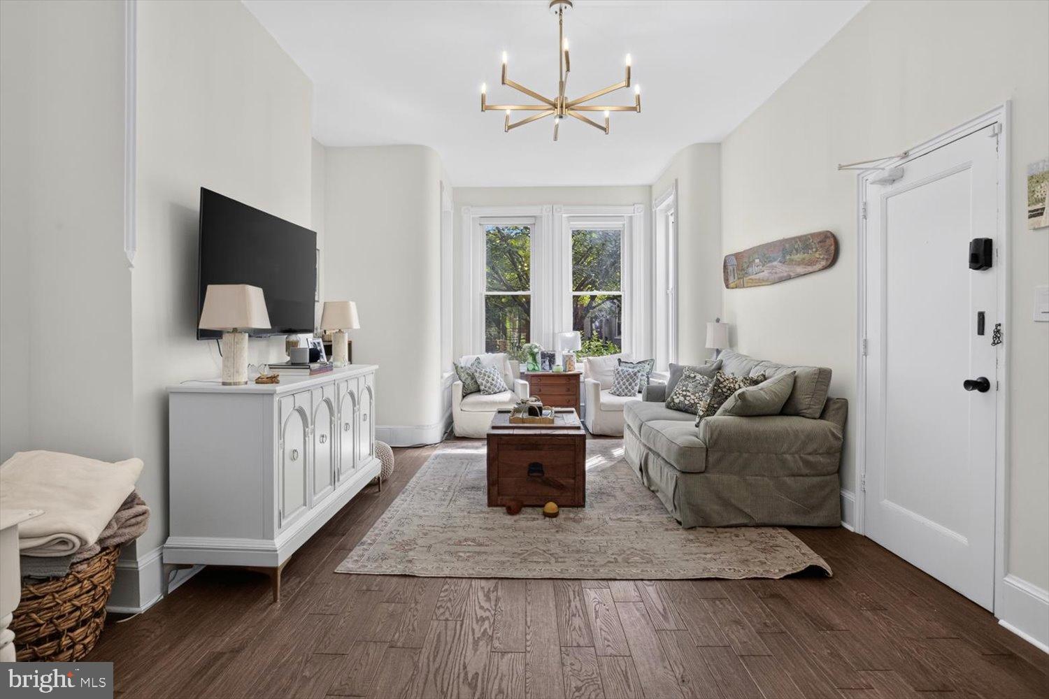 215 5th Street Southeast Washington, DC 20003 - Photo 15 of 38 Gallery Image 15