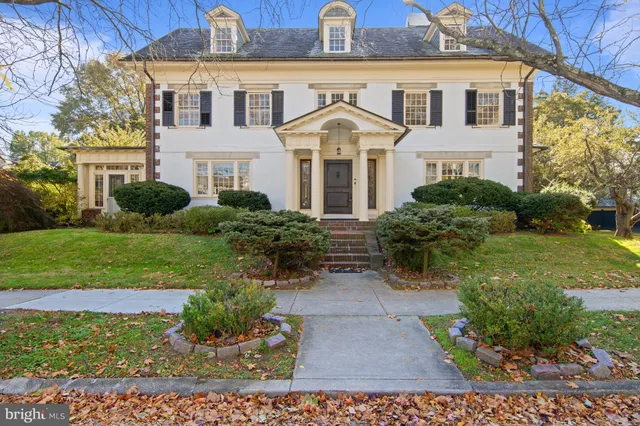 $999,000 | 1908 Woodlawn Avenue, Wilmington, DE 19806