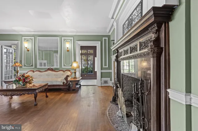 $999,000 | 1908 Woodlawn Avenue, Wilmington, DE 19806