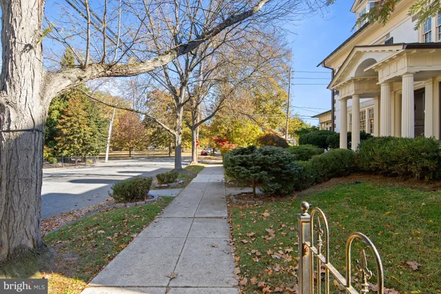 $999,000 | 1908 Woodlawn Avenue, Wilmington, DE 19806