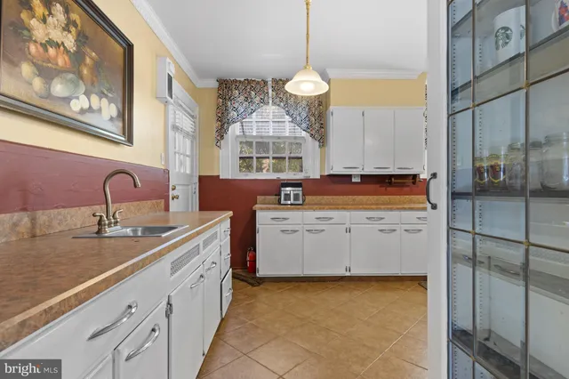 $999,000 | 1908 Woodlawn Avenue, Wilmington, DE 19806