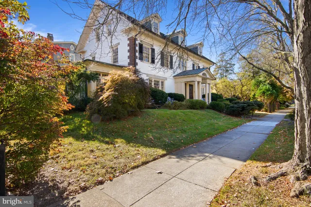 $999,000 | 1908 Woodlawn Avenue, Wilmington, DE 19806