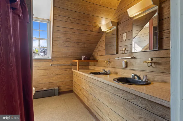 $999,000 | 1908 Woodlawn Avenue, Wilmington, DE 19806