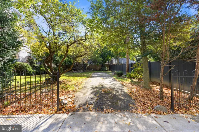 $999,000 | 1908 Woodlawn Avenue, Wilmington, DE 19806