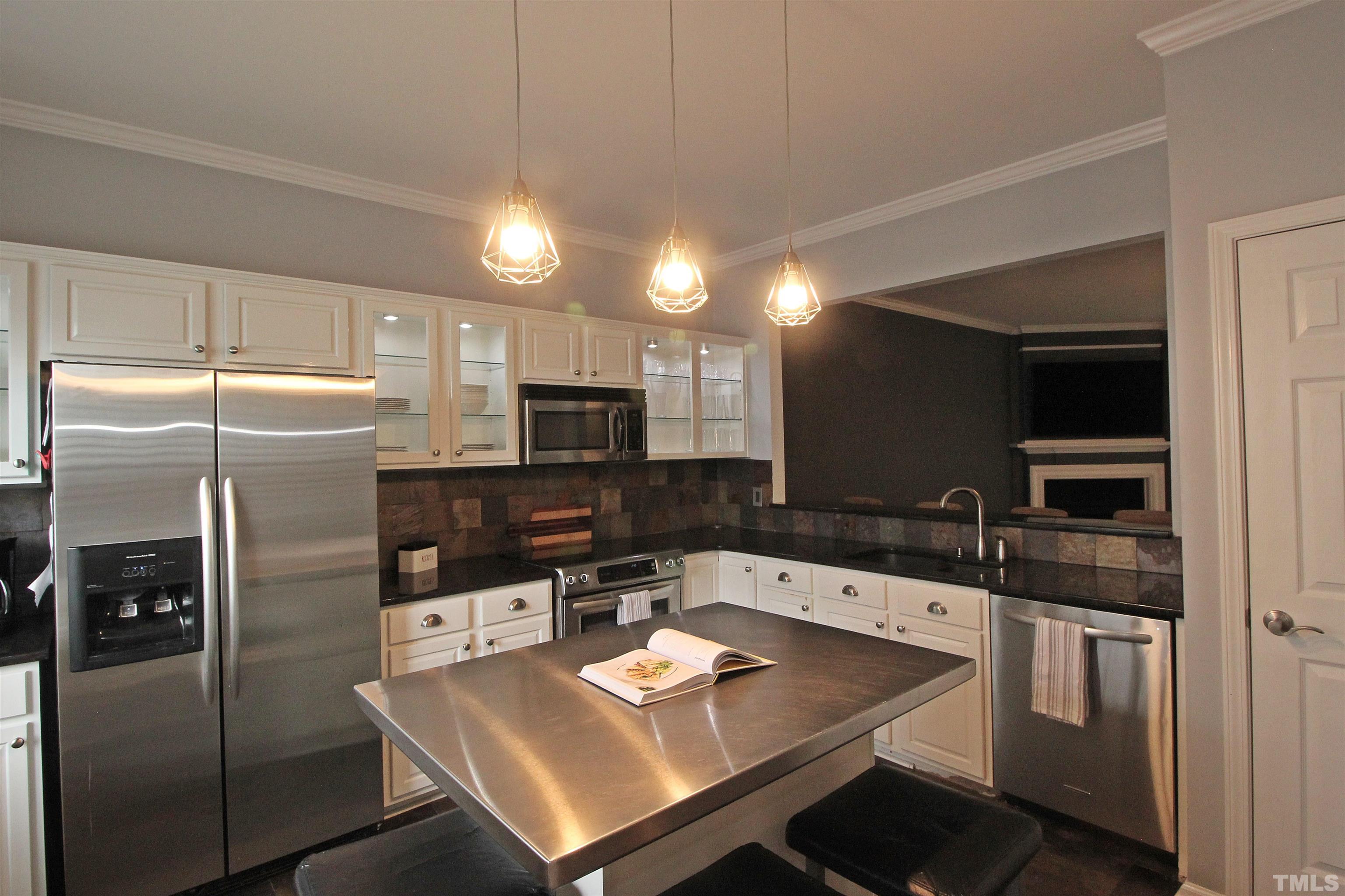 7246 Galon Glen Road Raleigh, NC 27613 - Photo 7 of 24