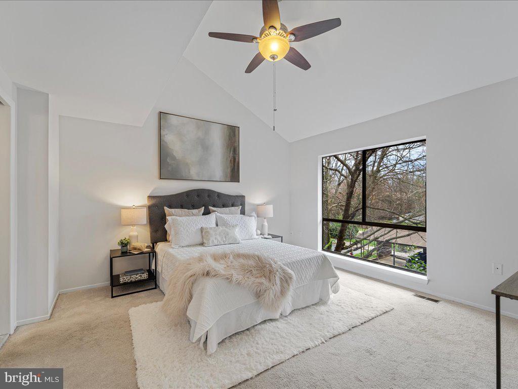 11942 Escalante Court Reston, VA 20191 - Photo 15 of 45 Primary Bedroom