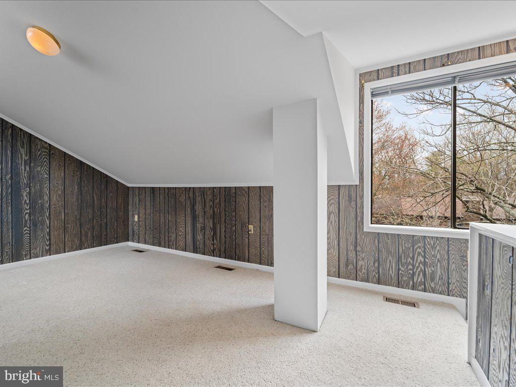 11942 Escalante Court Reston, VA 20191 - Photo 26 of 45 Upper Level Loft