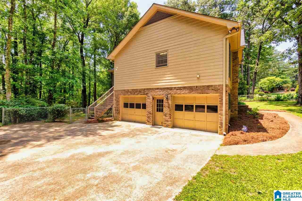 2318 Isaac Street Pelham, AL 35124 - Photo 2 of 34