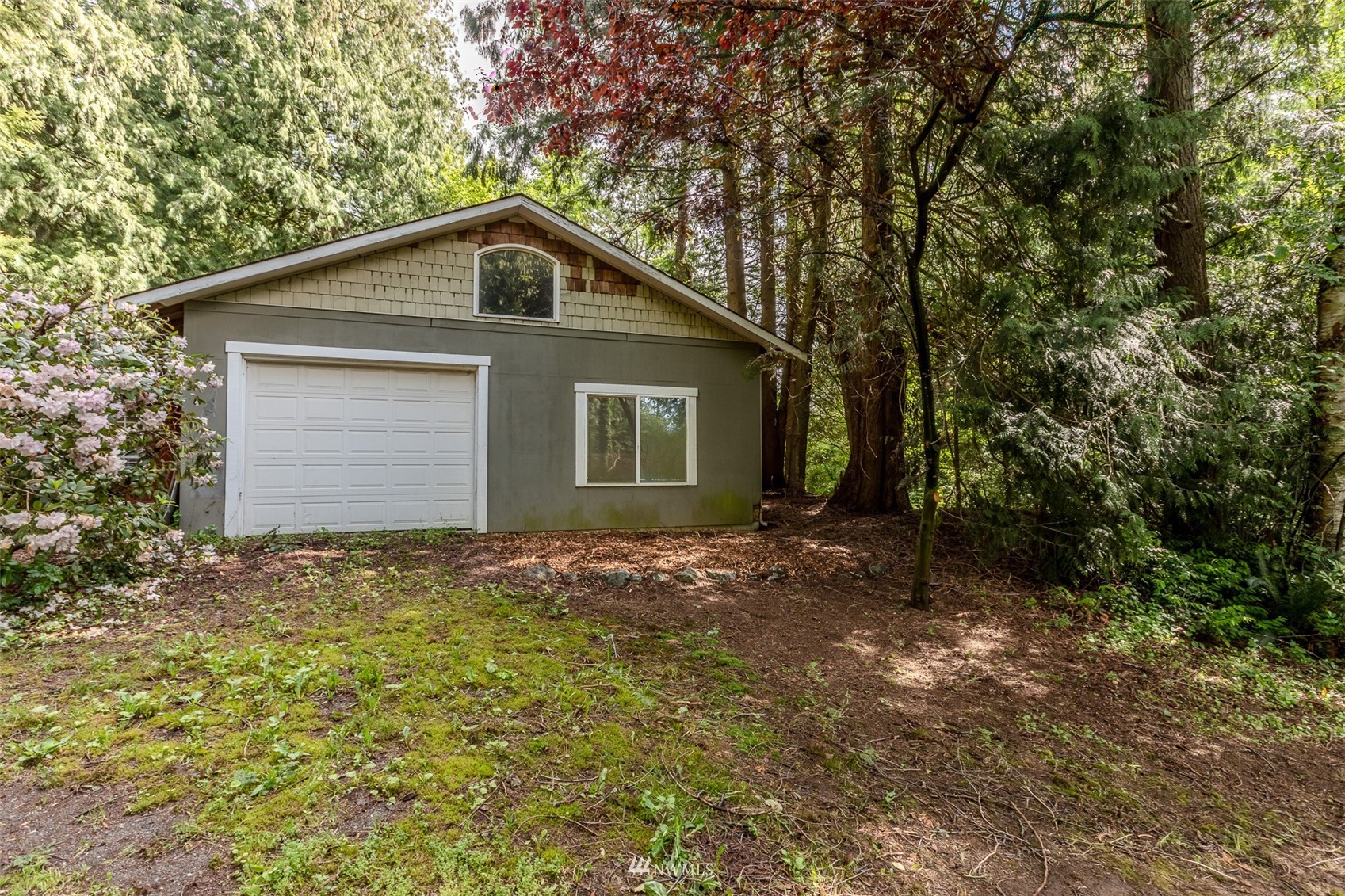 8691 Weidkamp Road Lynden, WA 98264 - Photo 31 of 39 a view of a house with a yard