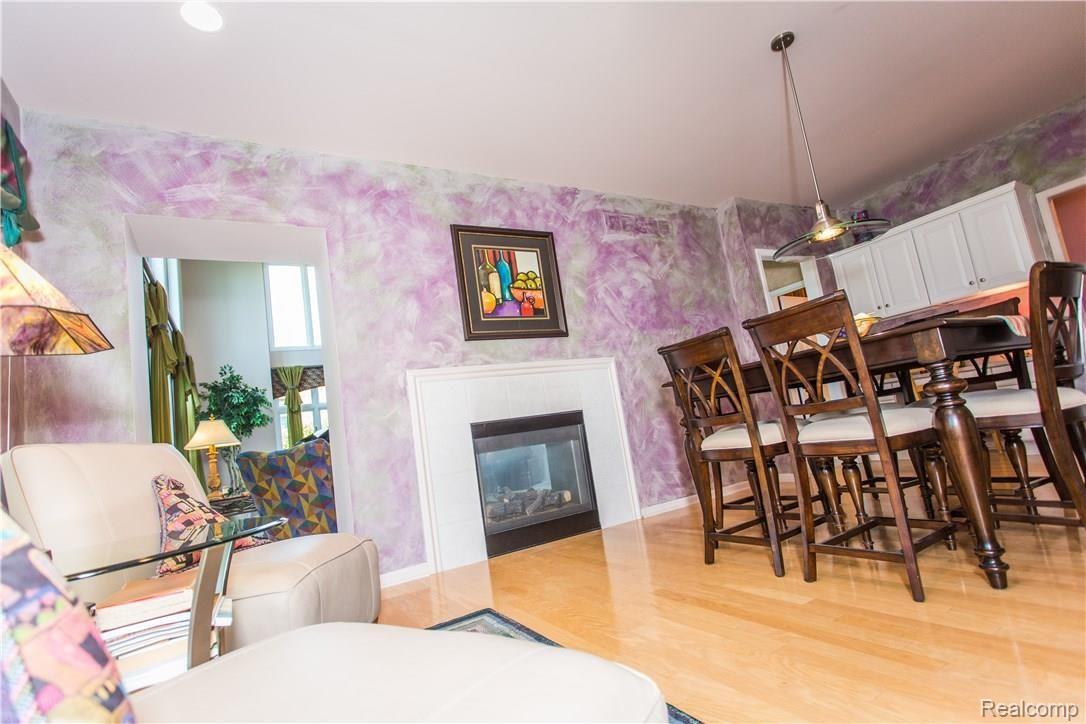 6981 Poppleton Road Canton, MI 48187 - Photo 13 of 34 _RR_4910.jpg