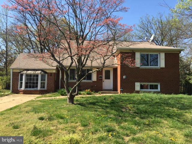 6808 Floyd Avenue Springfield, VA 22150 - Photo 2 of 14 Exterior (Front)