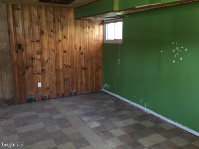 6808 Floyd Avenue Springfield, VA 22150 - Photo 4 of 14 Interior (General)