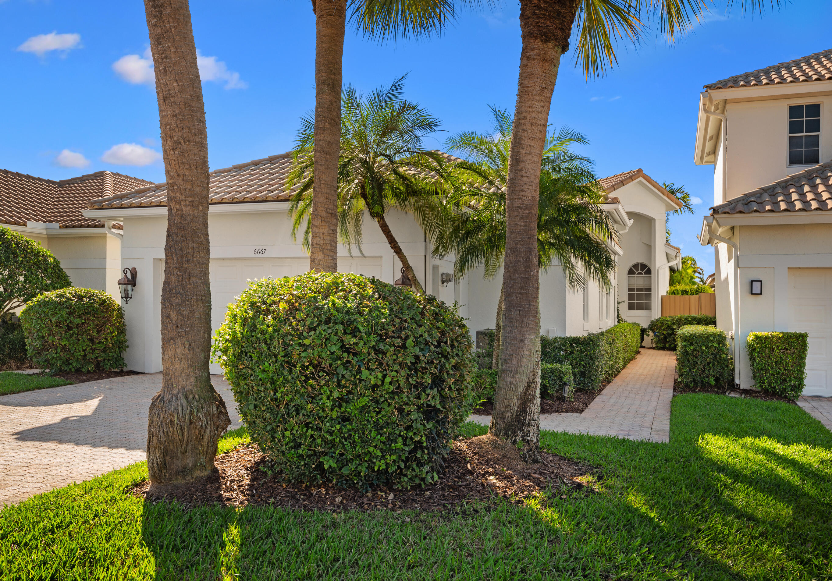 6667 Northwest 25th Avenue Boca Raton, FL 33496 - Photo 2 of 35 01
