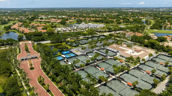 $540,000 | 6667 Northwest 25th Avenue, Boca Raton, FL 33496