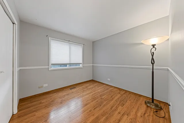 $324,900 | 1133 Bramble Avenue, Bolingbrook, IL 60490