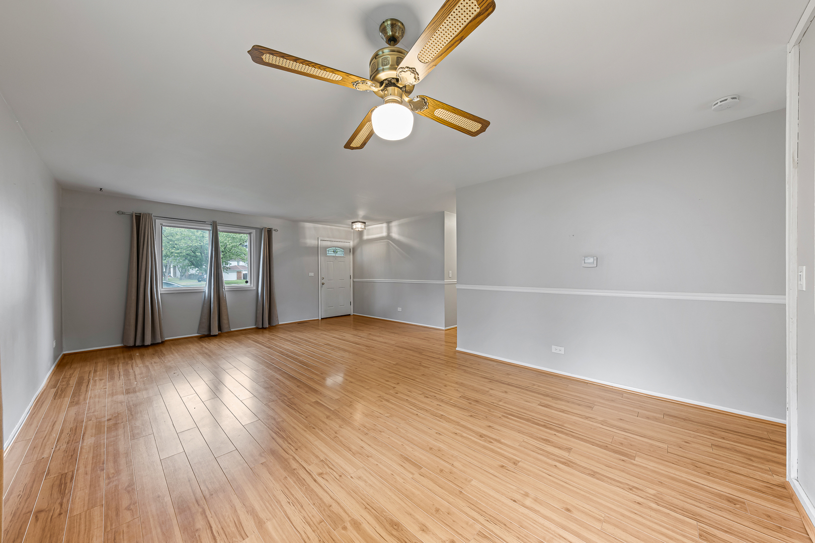 1133 Bramble Avenue Bolingbrook, IL 60490 - Photo 3 of 17