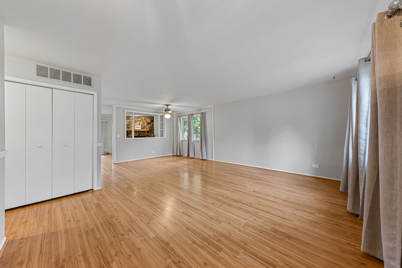 1133 Bramble Avenue Bolingbrook, IL 60490 - Photo 4 of 17