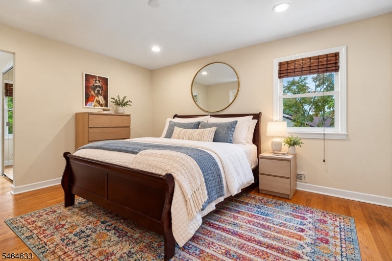 91 Ridge Drive Livingston, NJ 07039 - Photo 13 of 32 Gallery Image 13
