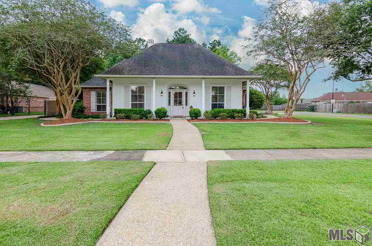 16022 Indigo Ridge Avenue Baton Rouge, LA 70817 - Photo 2 of 26