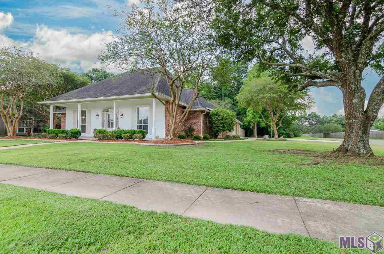 16022 Indigo Ridge Avenue Baton Rouge, LA 70817 - Photo 3 of 26