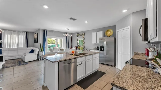 $270,000 | 2442 Taloncrest Court, Eagle Lake, FL 33839