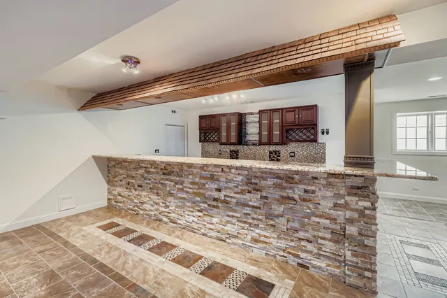 an empty room with a empty space