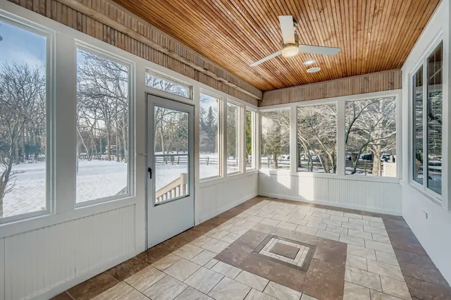 a view of an entryway