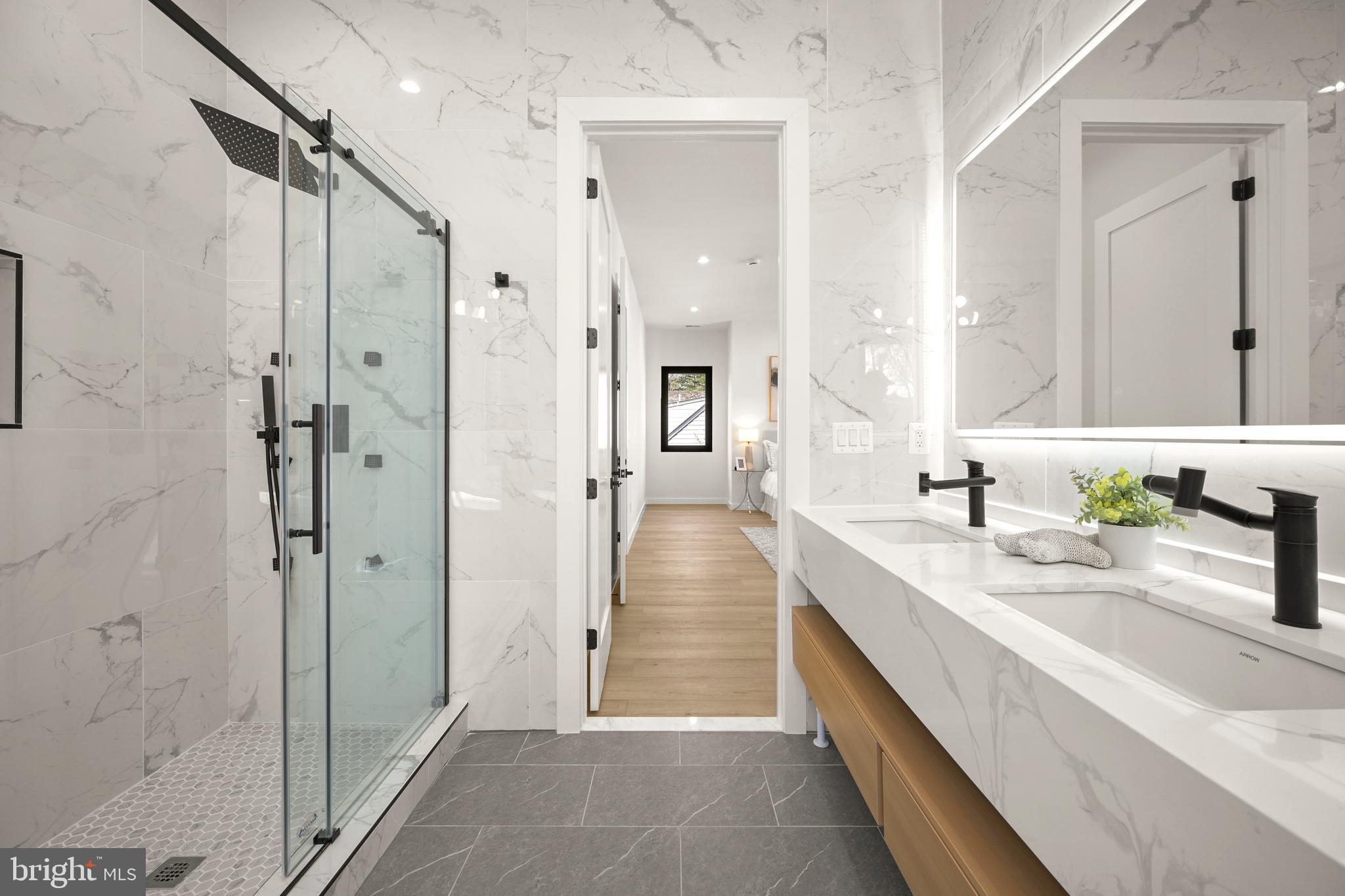 8908 Mohawk Lane Bethesda, MD 20817 - Photo 67 of 106 Primary Bathroom