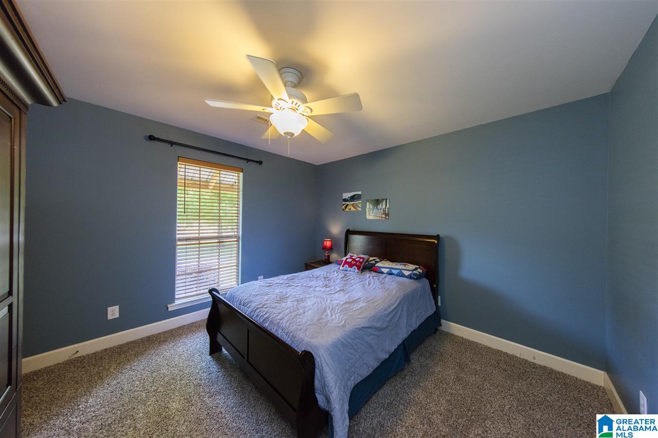 241 Davis Avenue Sylacauga, AL 35150 - Photo 14 of 22