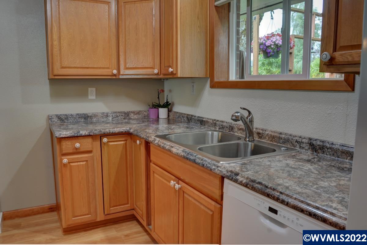 1825 Hoffman Road Northeast Salem, OR 97305 - Photo 34 of 36