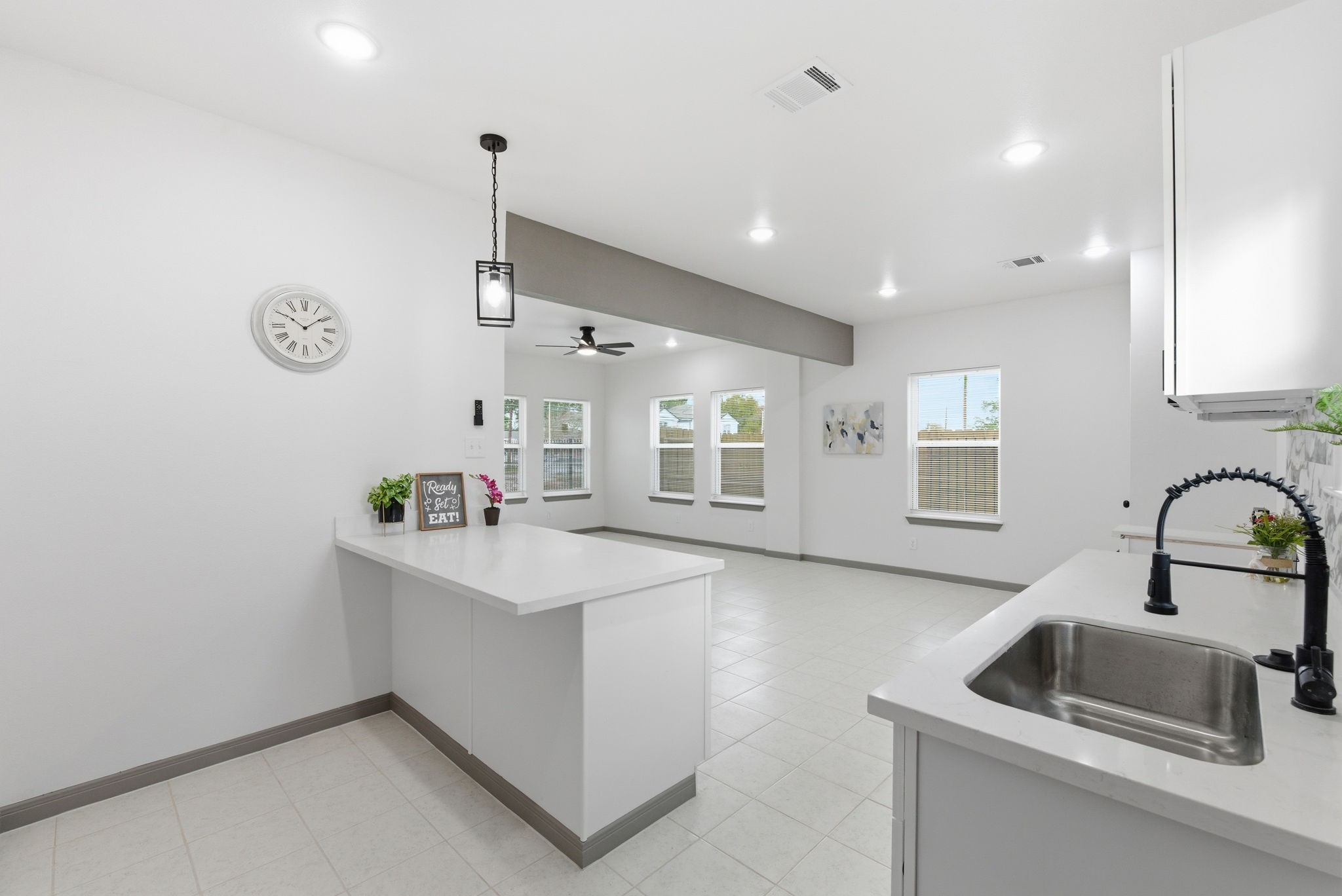 8306 Tidwell Road, Unit A/B Houston, TX 77028 - Photo 20 of 46