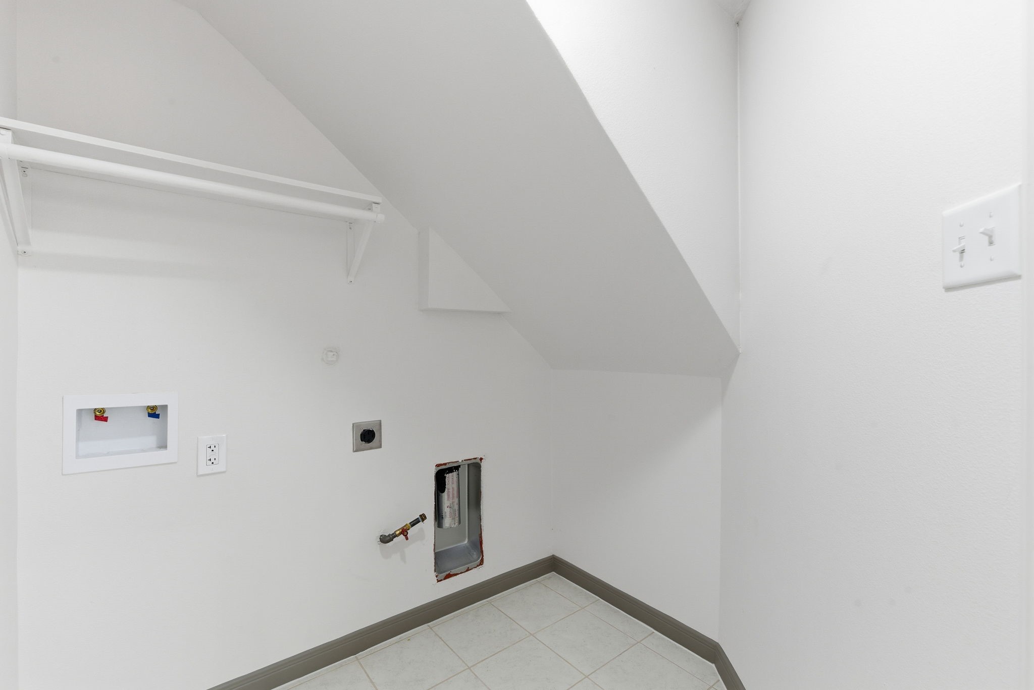 8306 Tidwell Road, Unit A/B Houston, TX 77028 - Photo 35 of 46