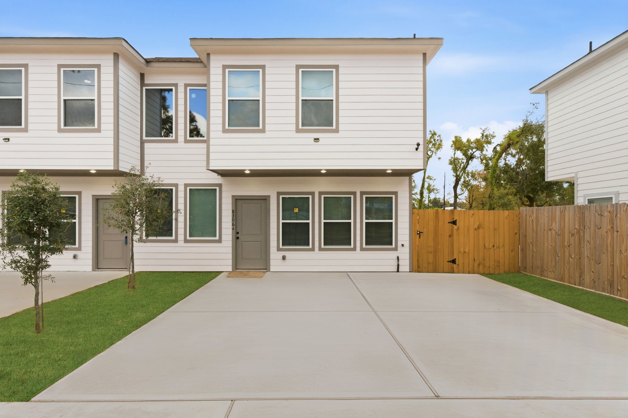 8306 Tidwell Road, Unit A/B Houston, TX 77028 - Photo 4 of 46