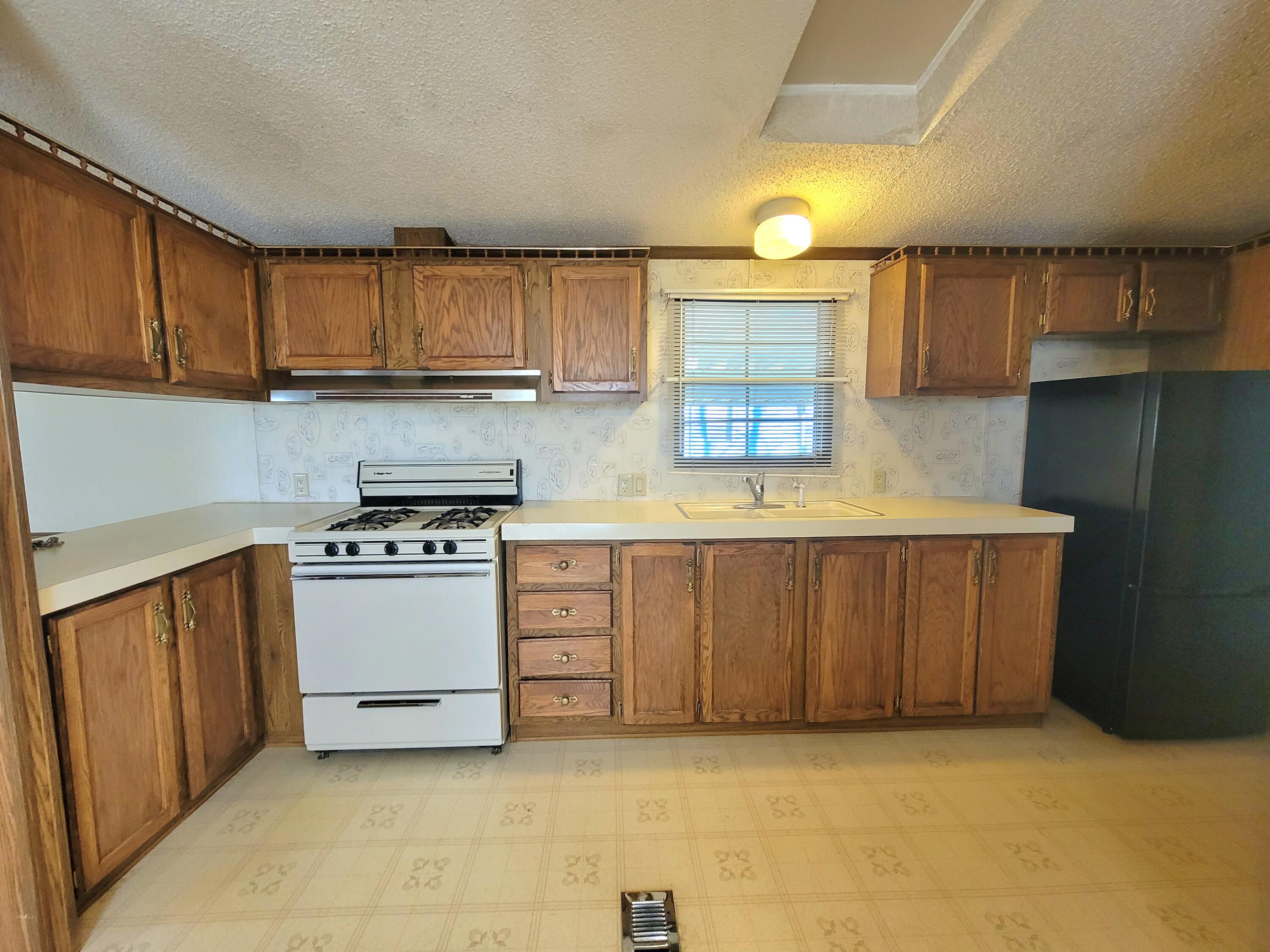 63 Sunset Drive Springfield, OH 45504 - Photo 13 of 30