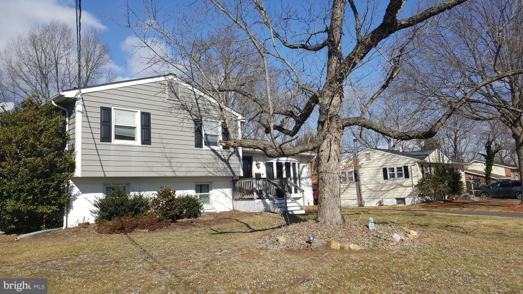 4512 Picot Road Alexandria, VA 22310 - Photo 2 of 22 Exterior (Front)