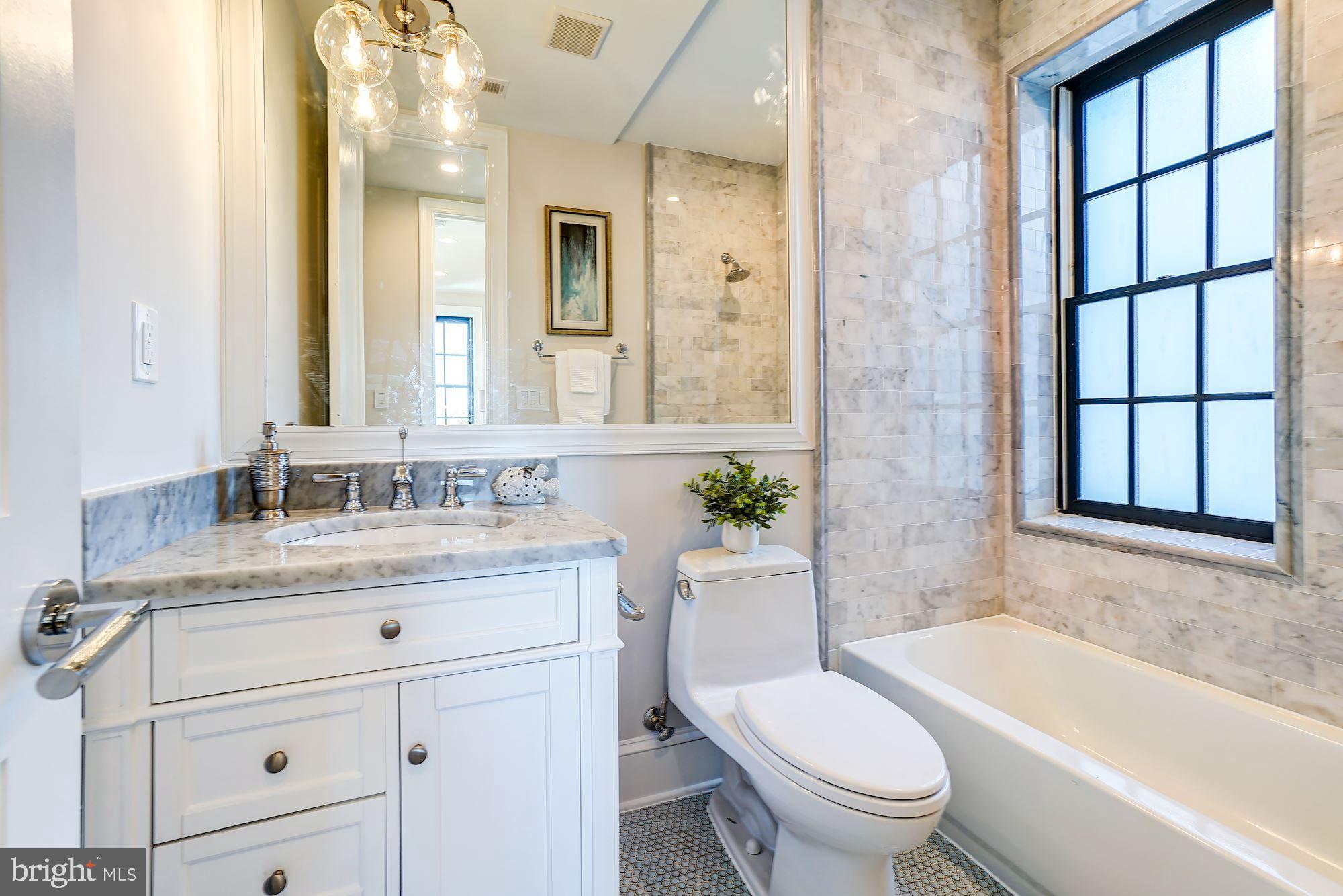 3009 Ordway Street Northwest Washington, DC 20008 - Photo 16 of 33 Second full bathroom