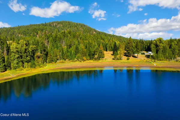 $1,225,000 | 362 Winding Way, Sandpoint, ID 83864