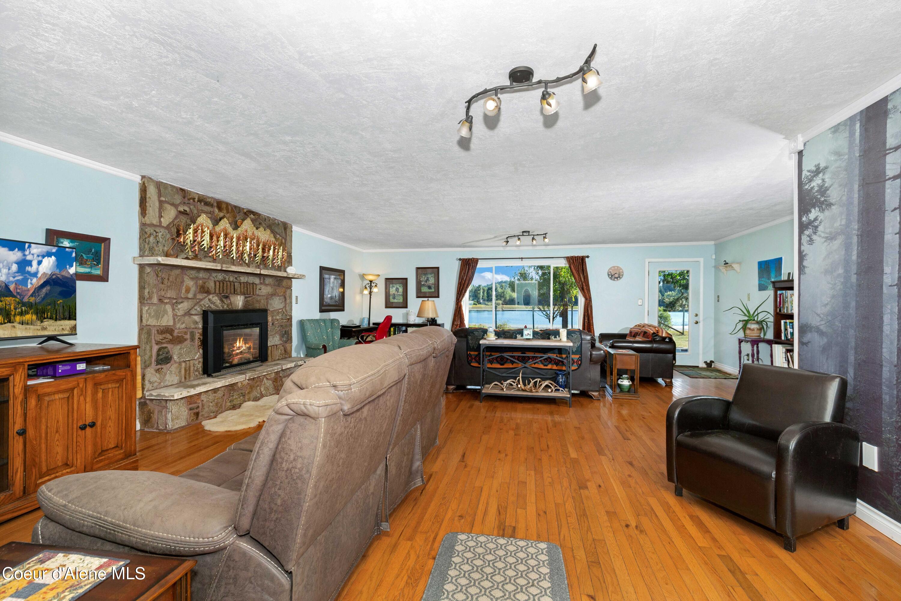 362 Winding Way Sandpoint, ID 83864 - Photo 5 of 47 362WW_33