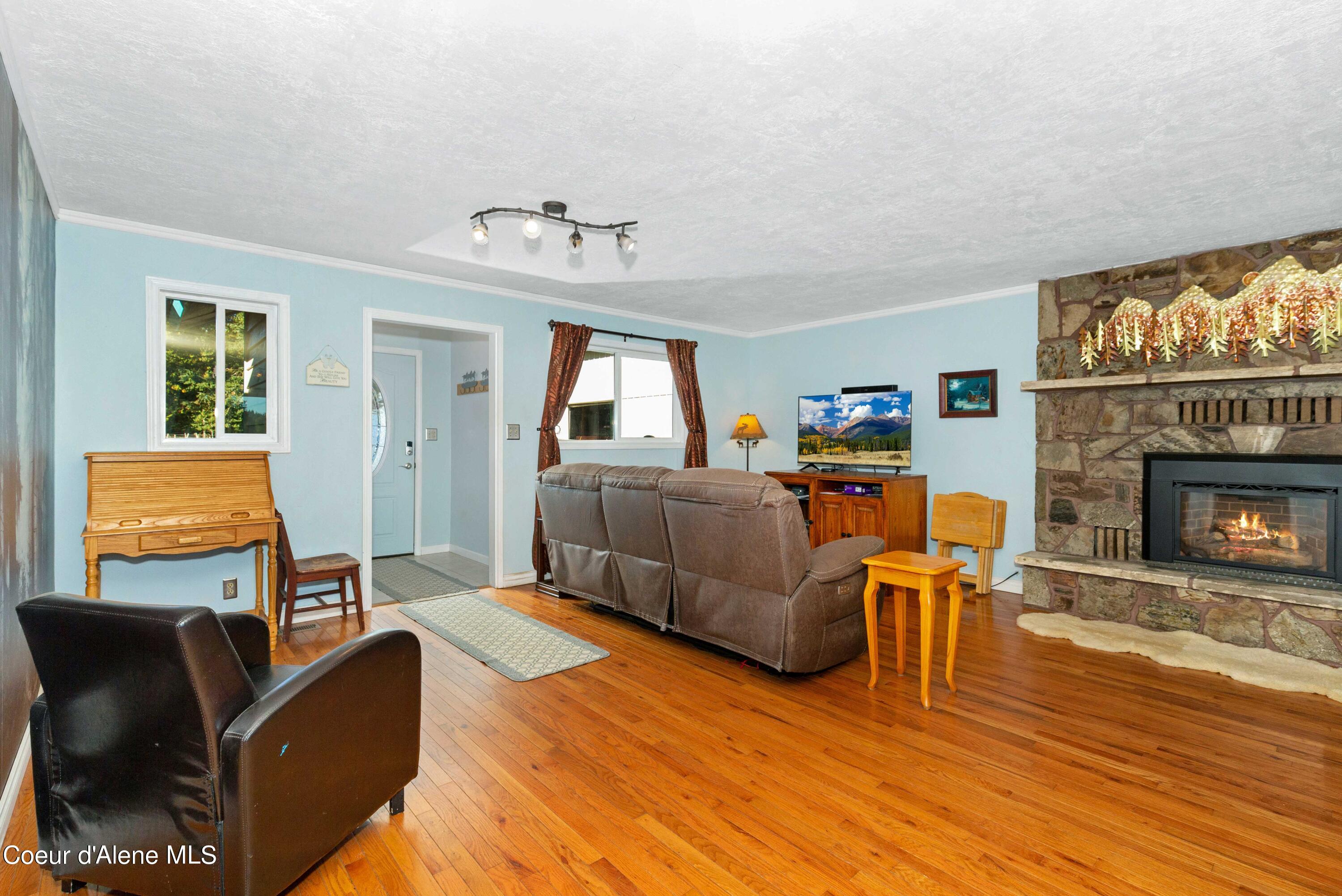 362 Winding Way Sandpoint, ID 83864 - Photo 8 of 47 362WW_36