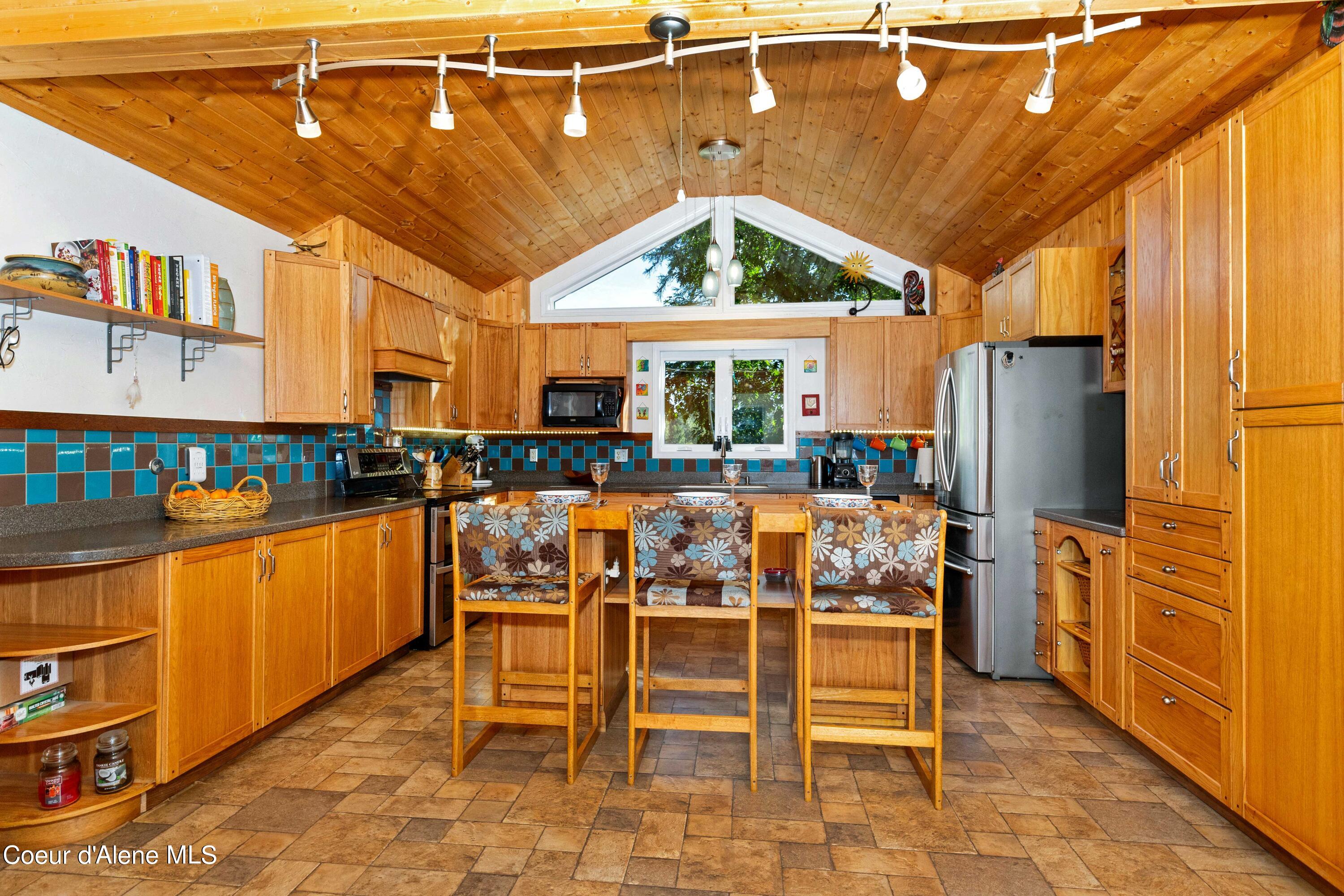 362 Winding Way Sandpoint, ID 83864 - Photo 10 of 47 362WW_37